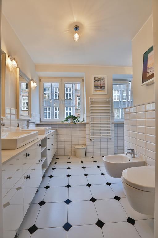 Apartament Bursztynowy Mariacka Old Town Gdańsk Chambre photo
